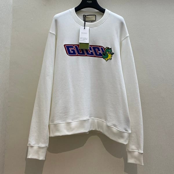 超話題!グッチ 偽物 ヒグチユウコ アニマルプリントスウェットシャツ gup12788